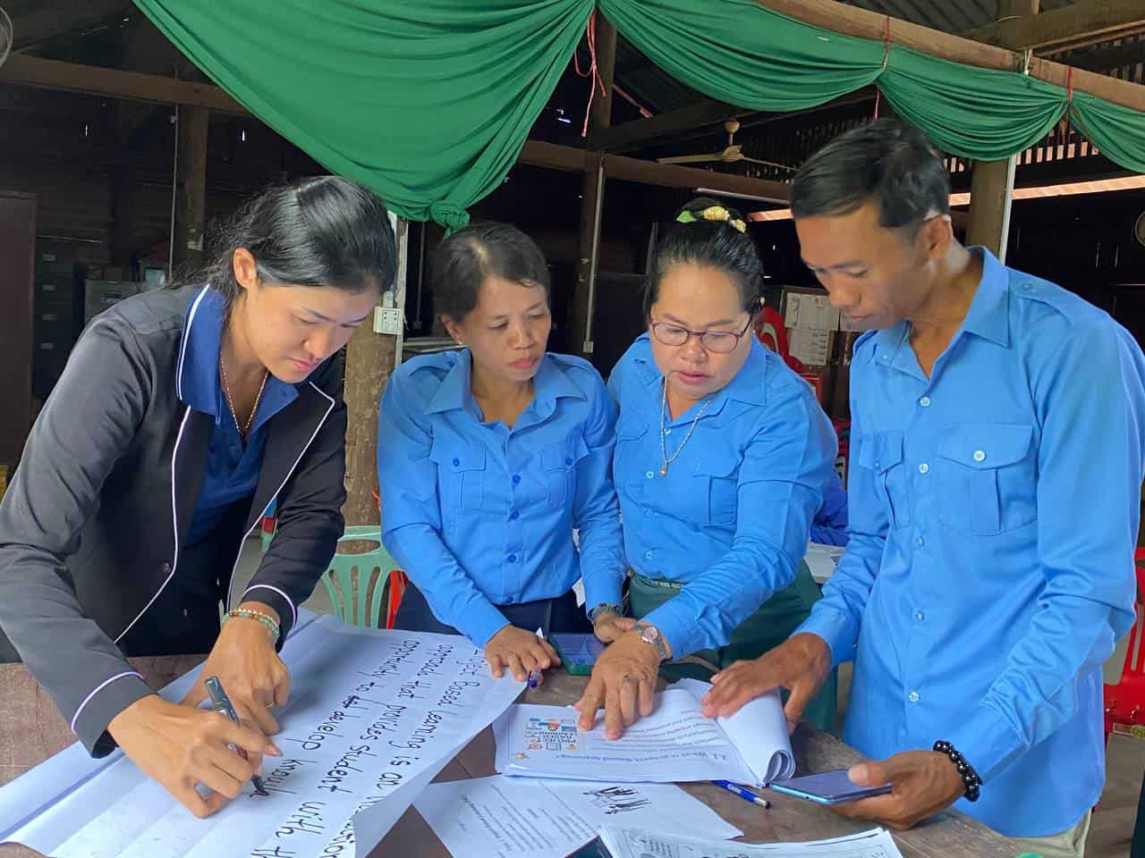 TDSO Teacher Training in Cambodia - TDSO supports development.